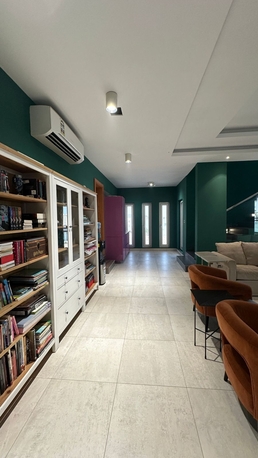 OMR 370000/year,  6 BR,  Luxurious Villa For Sale In Al Ansab photo 4