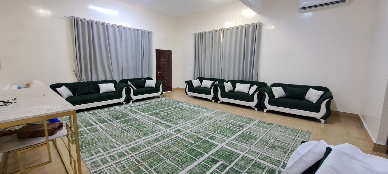 Chalet for sale 79000 OR photo 1