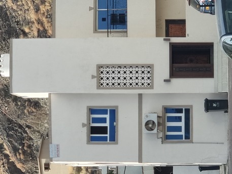 OMR 130/month,  3 BR,  Flat For Rent