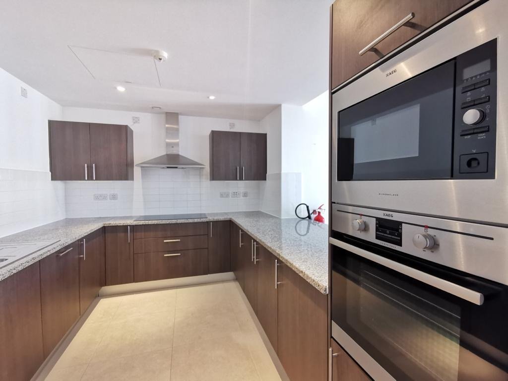 2BHK Flat For Rent Located Al Mouj