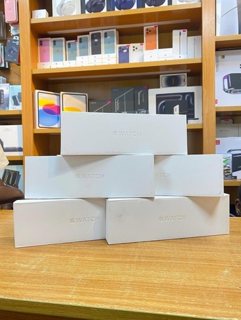 WWW.WHOLESALETECHZ.COM New, IPhone 17, IPhone 16, Apple Watch, Sony PS5, Samsung S26, Sams