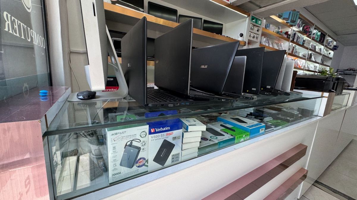 Established Computer & Mobile Repair Shop for Sale – Prime Location in Muscat (10+ Years History photo 5